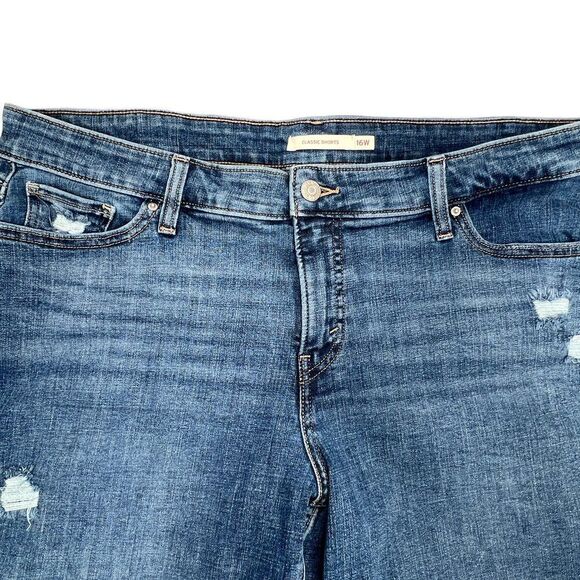 Levi's Women's Classic Roll Up Jean Shorts - Picture 3 of 12